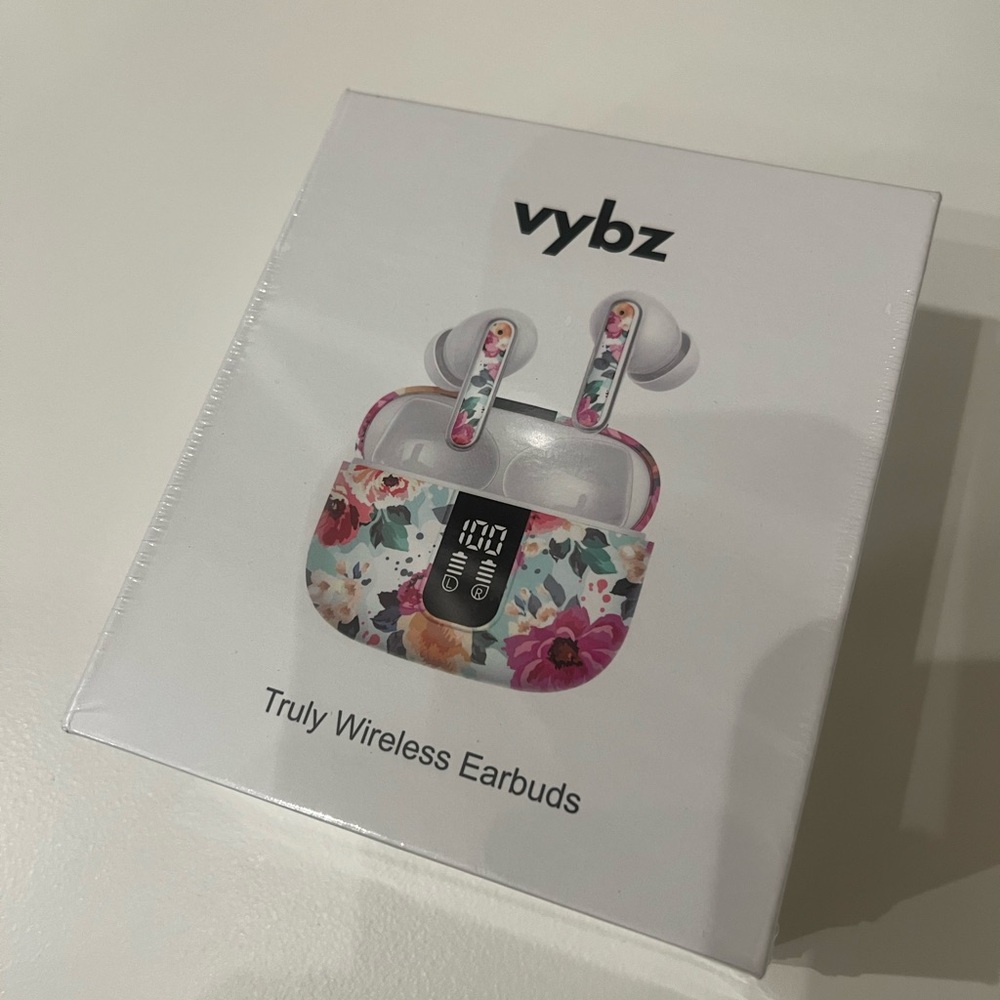 VYBZ Wireless Earbuds New In Box